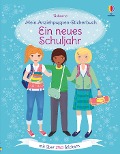 Cover-Bild zum Titel 'Mein Anziehpuppen-Stickerbuch: Ein neues Schuljahr' von 'Fiona Watt'