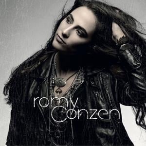 V for Victory - Romy Conzen