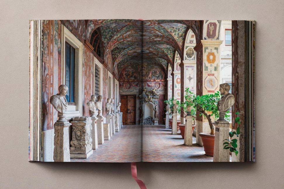 InsideView 17