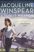 Cover-Bild zum Titel 'A Sunlit Weapon' von 'Jacqueline Winspear'