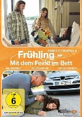Cover-Bild zum Titel 'Frühling - Mit dem Feind im Bett' von 'Natalie Scharf, Johannes Brandt, Siggi Mueller'