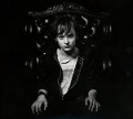 Cover-Bild zum Titel 'Singles Collection (2001-2021)' von 'Indochine'
