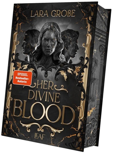 Her Divine Blood - Lara Große