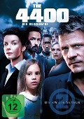 Cover-Bild zum Titel 'The 4400 - Die Rückkehrer' von 'Scott Peters, René Echevarria, Craig Sweeny, Ira Steven Behr, Frederick Rappaport'