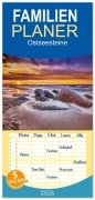 Cover-Bild zum Titel 'Familienplaner 2026 - Ostseesteine mit 5 Spalten (Wandkalender, 21 x 45 cm) CALVENDO' von 'Stefan Dinse'