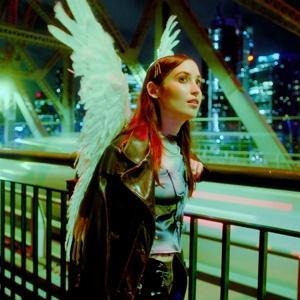 Giving the World Away (MC) - Hatchie