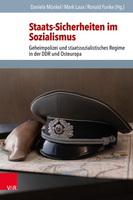 Staats-Sicherheiten im Sozialismus - 