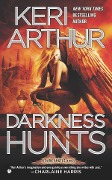 Darkness Hunts - Keri Arthur