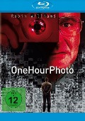 Cover-Bild zum Titel 'One Hour Photo' von 'Mark Romanek, Reinhold Heil, Johnny Klimek'
