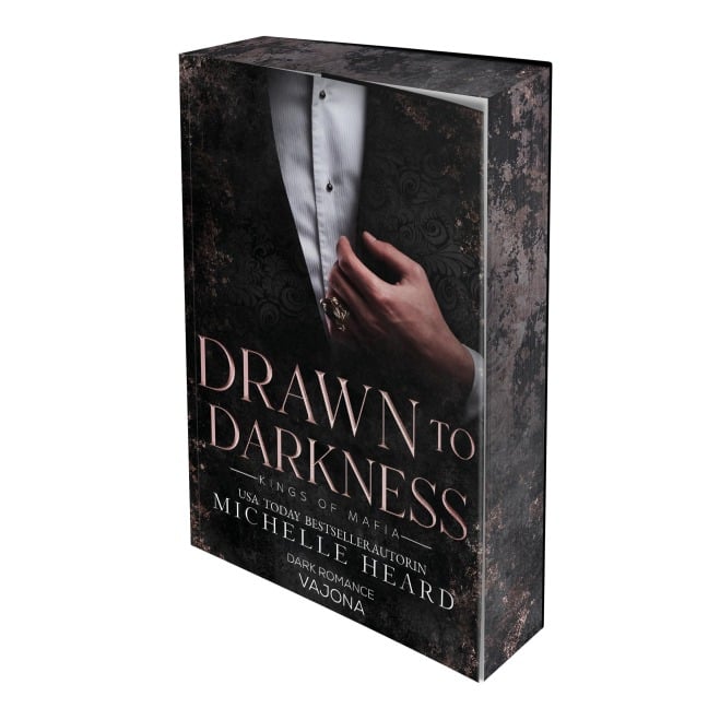 Drawn to Darkness (Kings of Mafia 4) - Michelle Heard