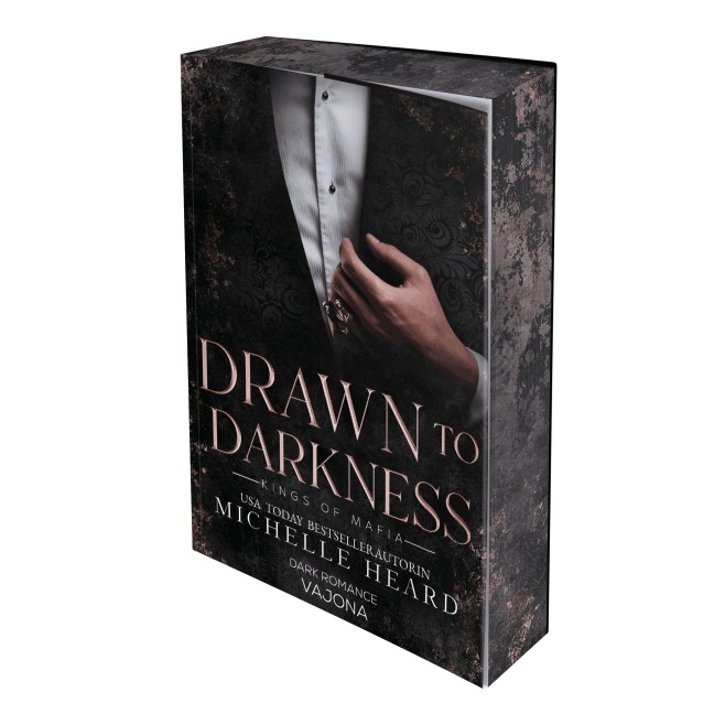 Drawn to Darkness (Kings of Mafia 4) - Michelle Heard