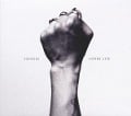 Cover-Bild zum Titel 'Adore Life' von 'Savages'