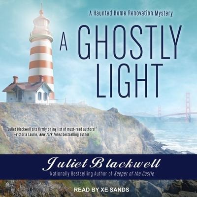 A Ghostly Light Lib/E - Juliet Blackwell