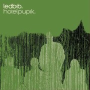 Cover-Bild zum Titel 'Hotel Pupik' von 'Led Bib'