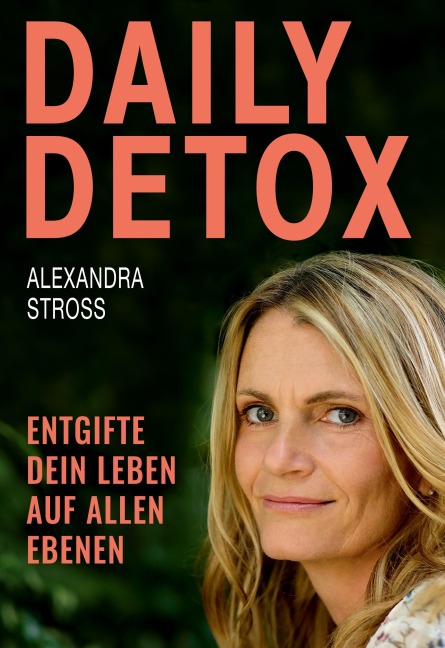 DAILY DETOX - Alexandra Stross