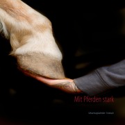 Cover-Bild zum Titel 'Mit Pferden stark' von ''