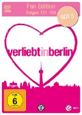 Cover-Bild zum Titel 'Verliebt in Berlin' von 'Michael Esser, Heiko Zupke, Clemens Aufderklamm, Holger Badura, Peter Schlesselmann'