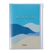 Cover-Bild zum Titel 'MARK'S 2025/26 Taschenkalender, B6 Mountain // Blue' von ''