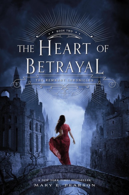 The Heart of Betrayal - Mary E. Pearson
