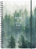 Schülerkalender 2024/2025 "Misty Forest", 2 Seiten = 1 Woche, A5, 208 Seiten, grün - 