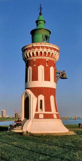 InsideView 8