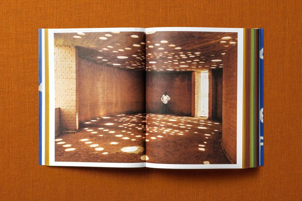 InsideView 13