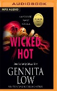 Wicked Hot: A MacKenzie Family Novella - Gennita Low