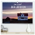 Im Licht der Lofoten (hochwertiger Premium Wandkalender 2025 DIN A2 quer), Kunstdruck in Hochglanz - Serdar Ugurlu