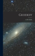 Cover-Bild zum Titel 'Geodesy' von 'A. R. Clarke'