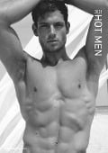 Hot Men 2025 - Bildkalender 29,7x42 cm - Männer - erotischer Kalender - hochwertiger Erotikkalender - schwarz-weiß - Wandplaner - Wandkalender - 