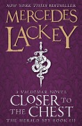 Cover-Bild zum Titel 'Closer to the Chest' von 'Mercedes Lackey'