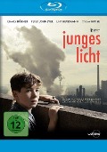 Cover-Bild zum Titel 'Junges Licht' von 'Nils Beckmann, Adolf Winkelmann, Till Beckmann, Tommy Finke'