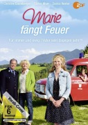 Cover-Bild zum Titel 'Marie fängt Feuer: Für immer und ewig & Vater sein dagegen sehr' von 'Klaus Henrik, Michael Kenda, Marie-Helene Schwedler Klaus Henrik, Marie-Helene Schwedler, Marco Meister'