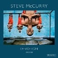 Cover-Bild zum Titel 'Steve McCurry: Devotion. Hingabe. 150 Farbfotografien zeigen die vielen Gesichter eines universellen Gefühls' von 'Pico Iyer'
