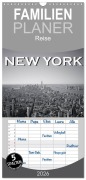 Cover-Bild zum Titel 'Familienplaner 2026 - New York in schwarz weiss mit 5 Spalten (Wandkalender, 21 x 45 cm) CALVENDO' von 'Robert Styppa'