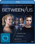 Cover-Bild zum Titel 'Between Us' von 'Joe Hortua, Dan Mirvish, Tobias Enhus, H. Scott Salinas'